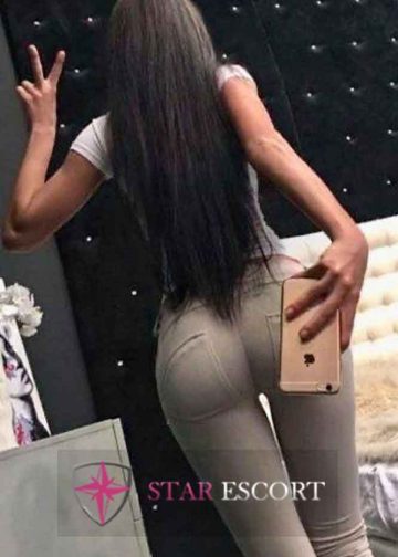 Anamaria Jong Sexy Escort Amsterdam